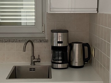 Apartment Appartement Lavanda in Strandn�he mit Waschmaschine Geschirrsp�ler Wasserkocher Kaffeemaschine Elektroherd Terrasse Baska Insel Krk Kroatien K�che