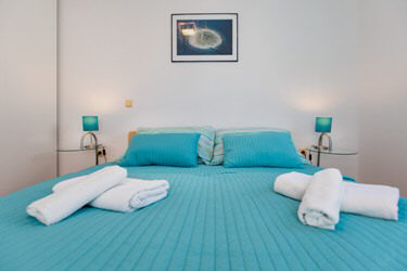 Appartement Lavanda in Strandn�he Schlafzimmer Baby Bett Insel Krk Kroatien 